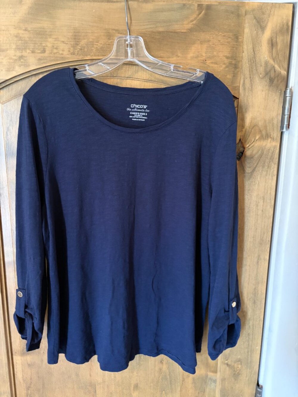 CHICO'S THE ULTIMATE TEE Navy Blue Size 3 Extra Large Gold button accents